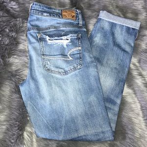 AMERICAN EAGLE Women’s Boyfriend Jeans